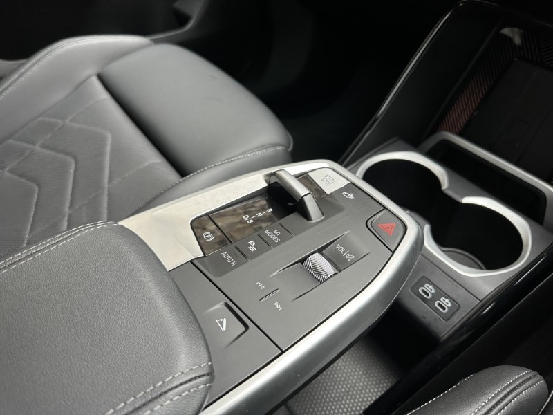 Used BMW iX1 2025 for sale - 77653293: Photo 10