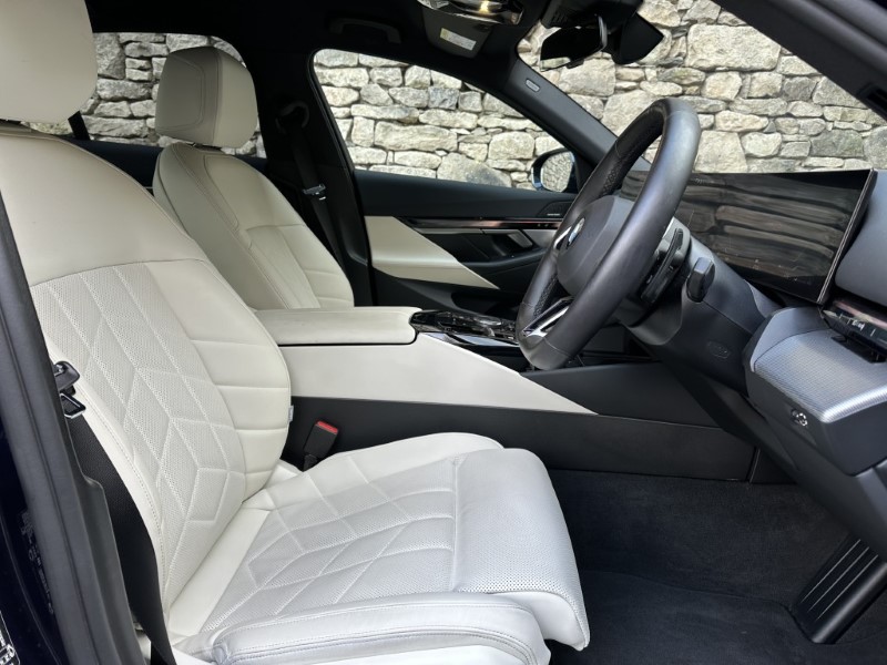 Used BMW 5 Series 2025 for sale - 77431325: Photo 11