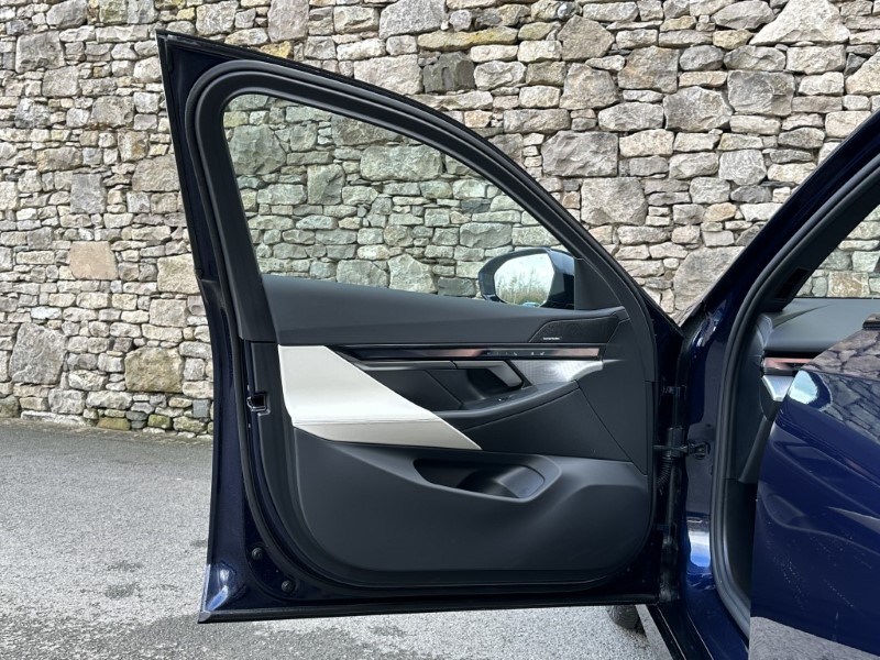 Used BMW 5 Series 2025 for sale - 77431325: Photo 31