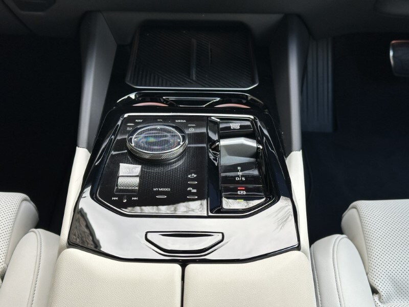 Used BMW 5 Series 2025 for sale - 77431325: Photo 62