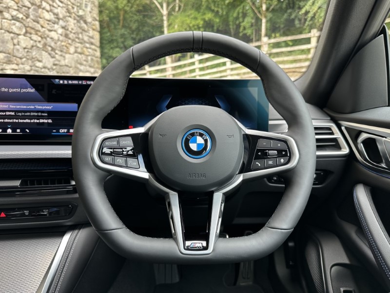 Used BMW i4 2025 for sale - 77159200: Photo 5