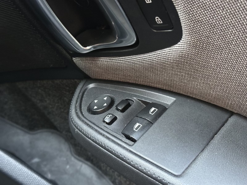 Used BMW i3 2018 for sale - 76982301: Photo 64