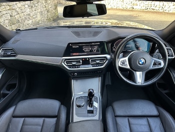 Used BMW 3 Series 2021 for sale - 77233674: Photo