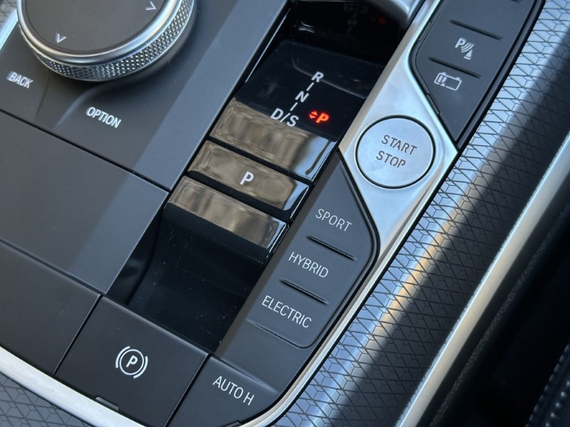 Used BMW 3 Series 2025 for sale - 77106119: Photo 22