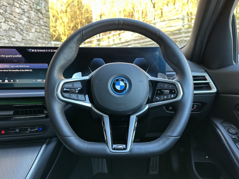 Used BMW 3 Series 2025 for sale - 77106119: Photo 5