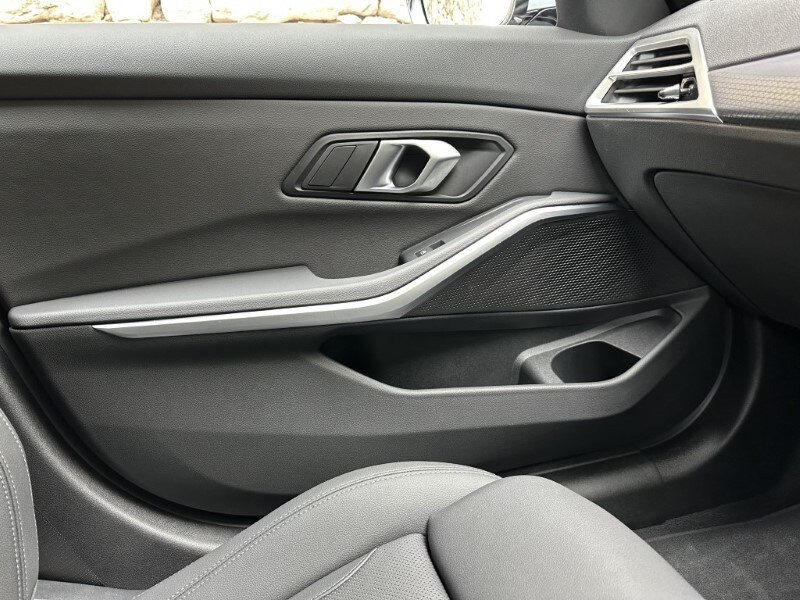 Used BMW 3 Series 2025 for sale - 76981103: Photo 29
