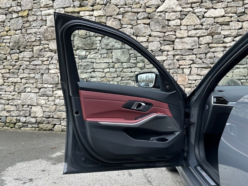 Used BMW 3 Series 2023 for sale - 77997075: Photo 34