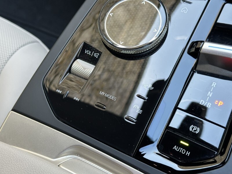 Used BMW iX 2023 for sale - 77934529: Photo 23