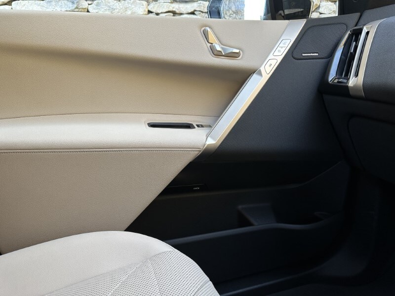 Used BMW iX 2023 for sale - 77934529: Photo 32