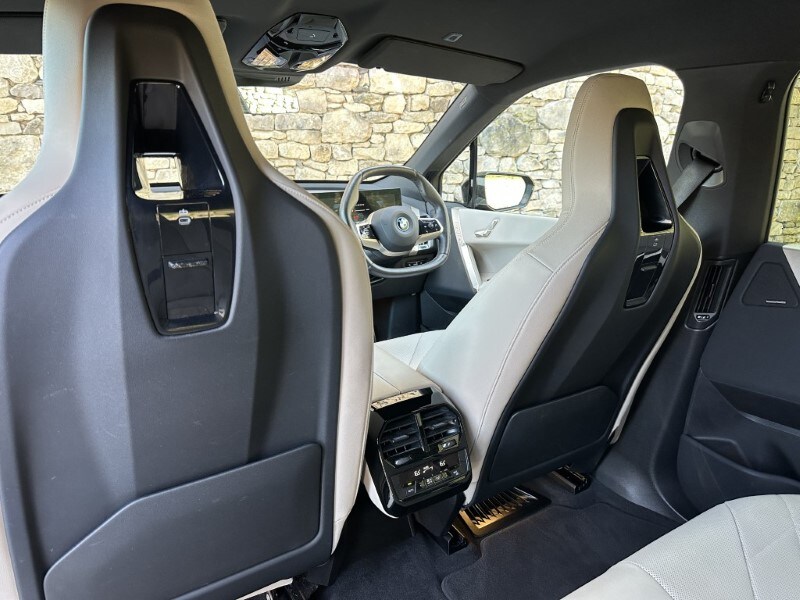 Used BMW iX 2023 for sale - 77934529: Photo 43