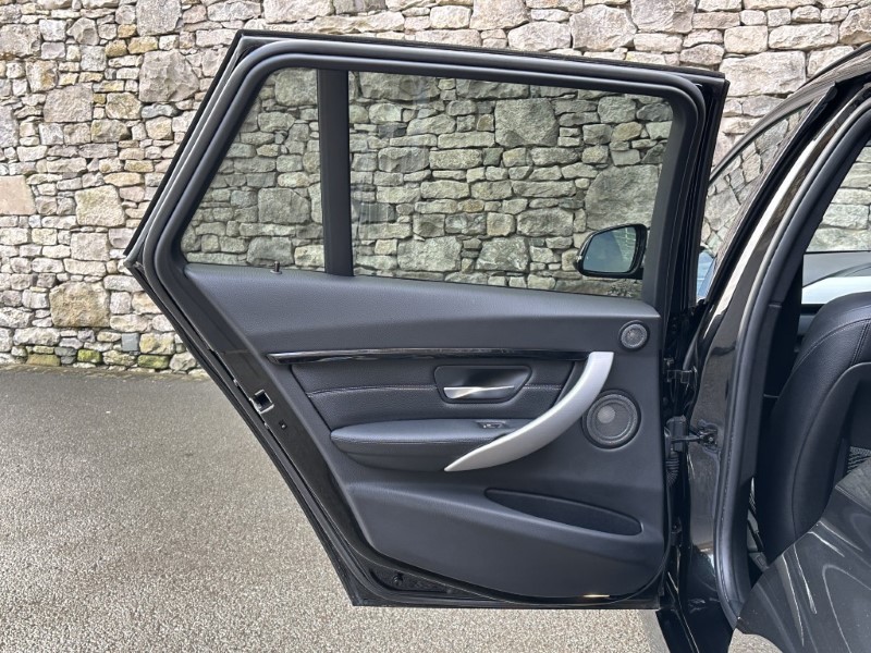 Used BMW 3 Series 2019 for sale - 77323544: Photo 38