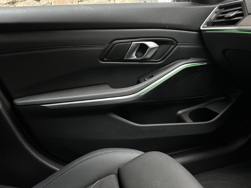 Used BMW 3 Series 2024 for sale - 77124113: Photo 30