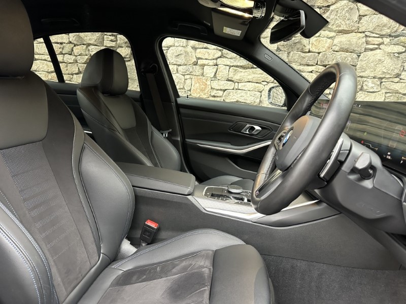 Used BMW 3 Series 2024 for sale - 77431306: Photo 11