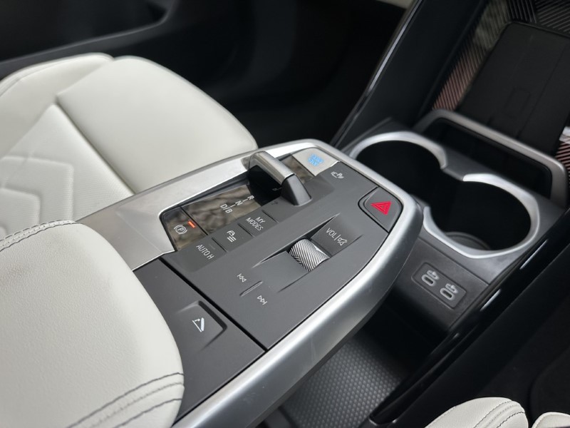 Used BMW iX2 2025 for sale - 77934582: Photo 10