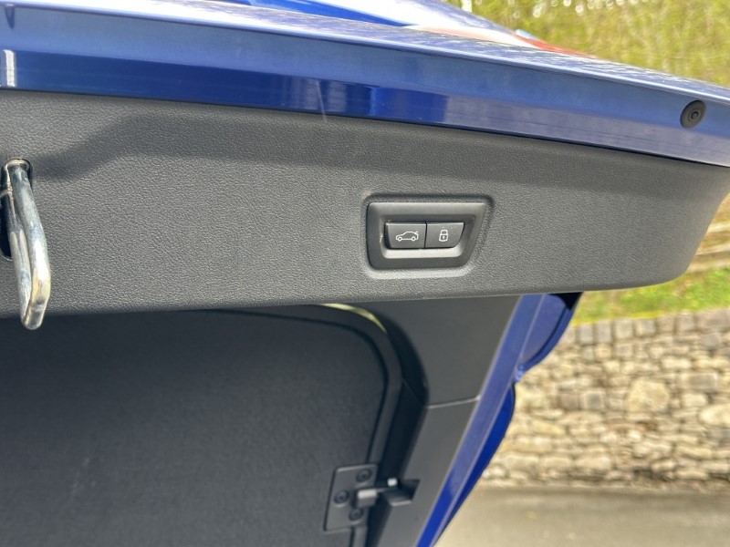 Used BMW i4 2023 for sale - 78081246: Photo 57