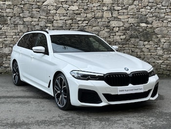 Used BMW 5 Series 2021 for sale - 77563411: Photo