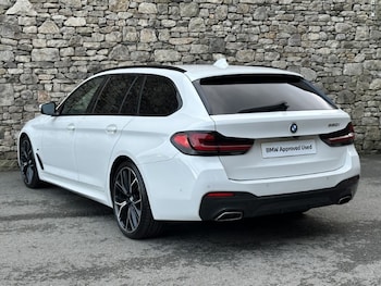 Used BMW 5 Series 2021 for sale - 77563411: Photo