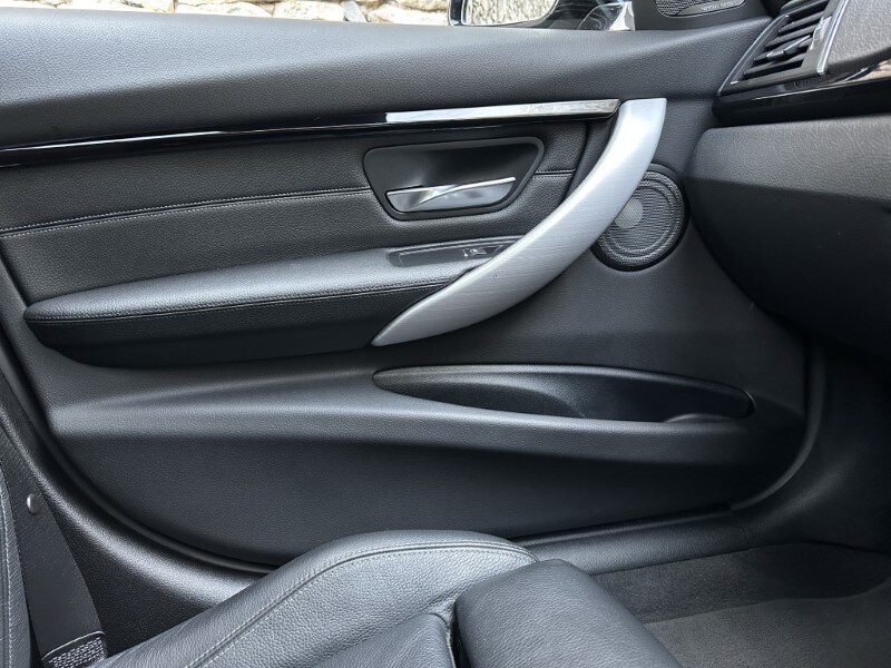 Used BMW 3 Series 2019 for sale - 77445775: Photo 32