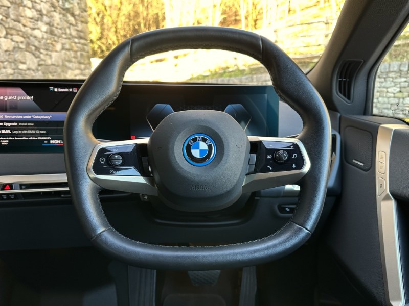 Used BMW iX 2022 for sale - 76982015: Photo 5