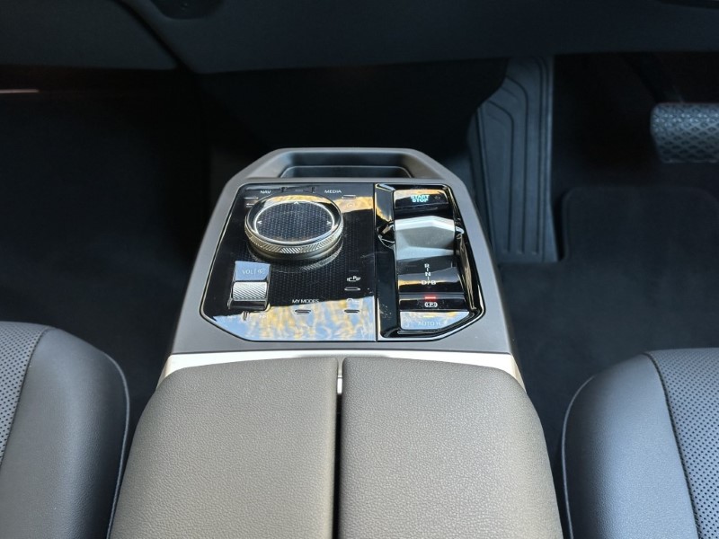 Used BMW iX 2022 for sale - 76982015: Photo 63