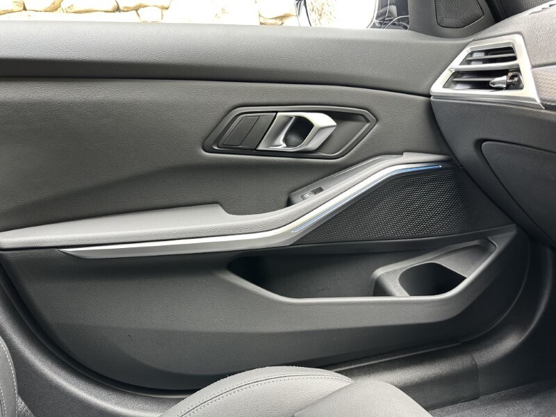 Used BMW 3 Series 2025 for sale - 76981791: Photo 64