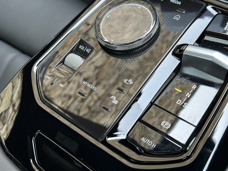 Used BMW 5 Series 2025 for sale - 77431320: Photo 22