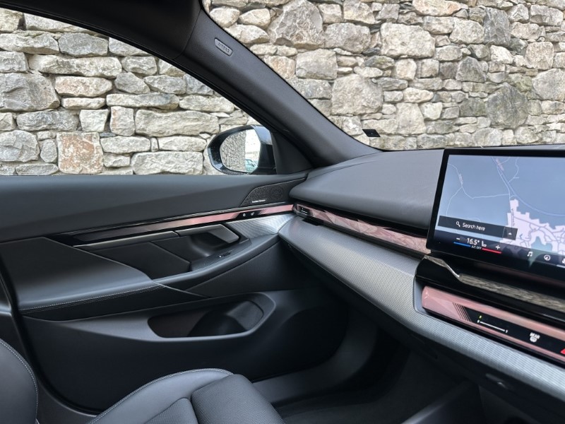 Used BMW 5 Series 2025 for sale - 77431320: Photo 60