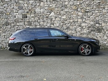 Used BMW i5 2025 for sale - 76981425: Photo