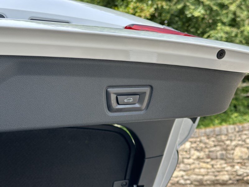 Used BMW i4 2025 for sale - 76981649: Photo 44