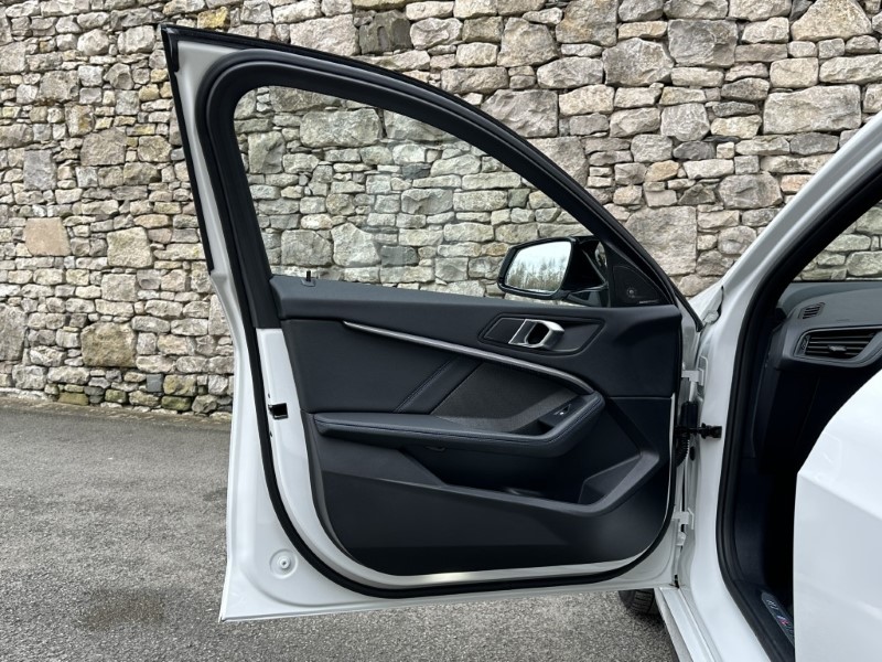 Used BMW 1 Series 2023 for sale - 77607064: Photo 32