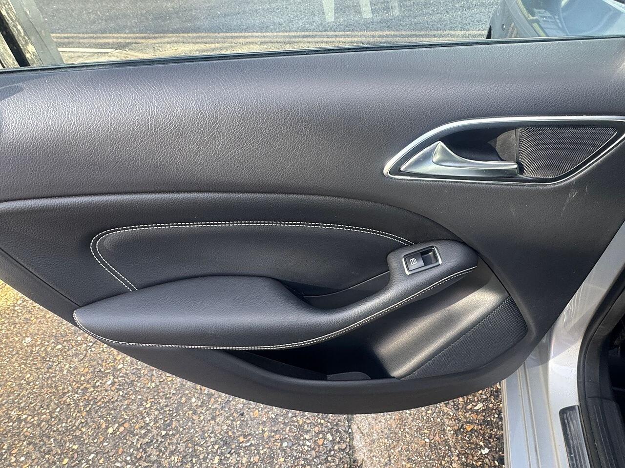 Used Mercedes-Benz B Class 2012 for sale - 78091049: Photo 35