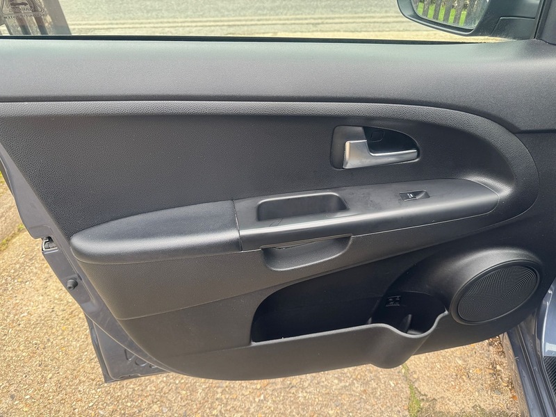 Used Kia Venga 2017 for sale - 77880672: Photo 44