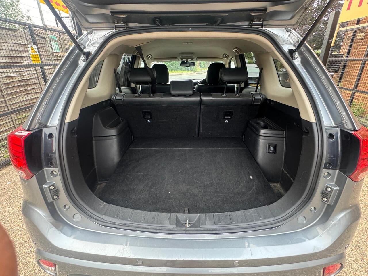 Used Mitsubishi Outlander for sale - 78091058: Photo 24