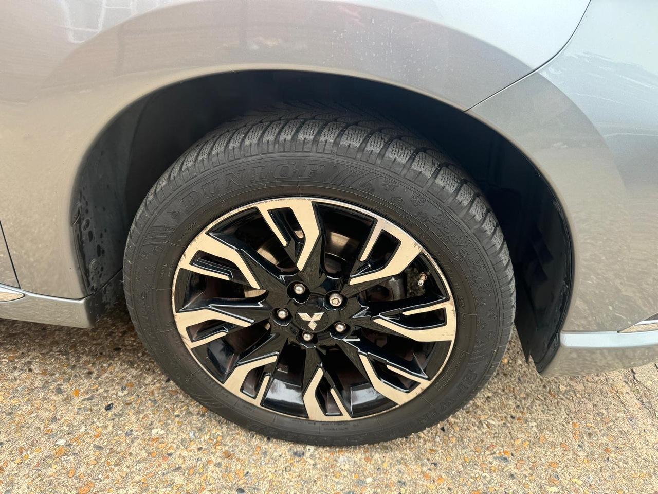 Used Mitsubishi Outlander for sale - 78091058: Photo 40