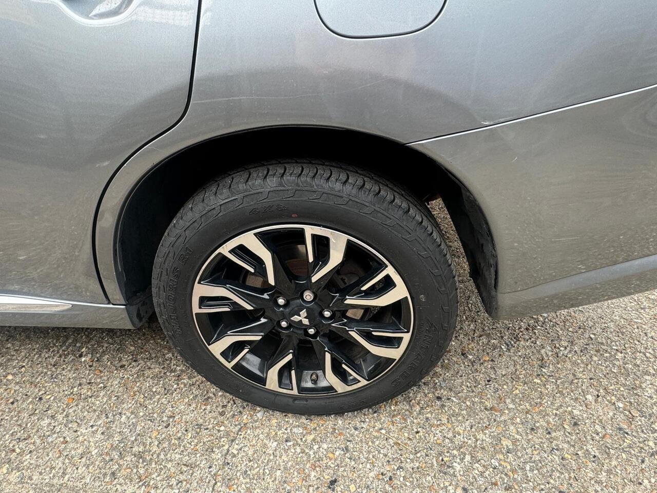 Used Mitsubishi Outlander for sale - 78091058: Photo 41