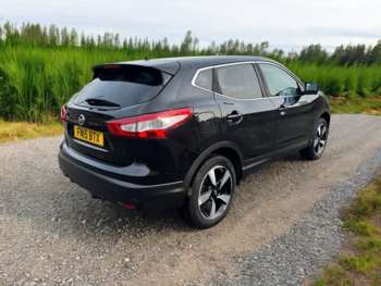 Used Nissan Qashqai 2015 for sale - 74942608: Photo
