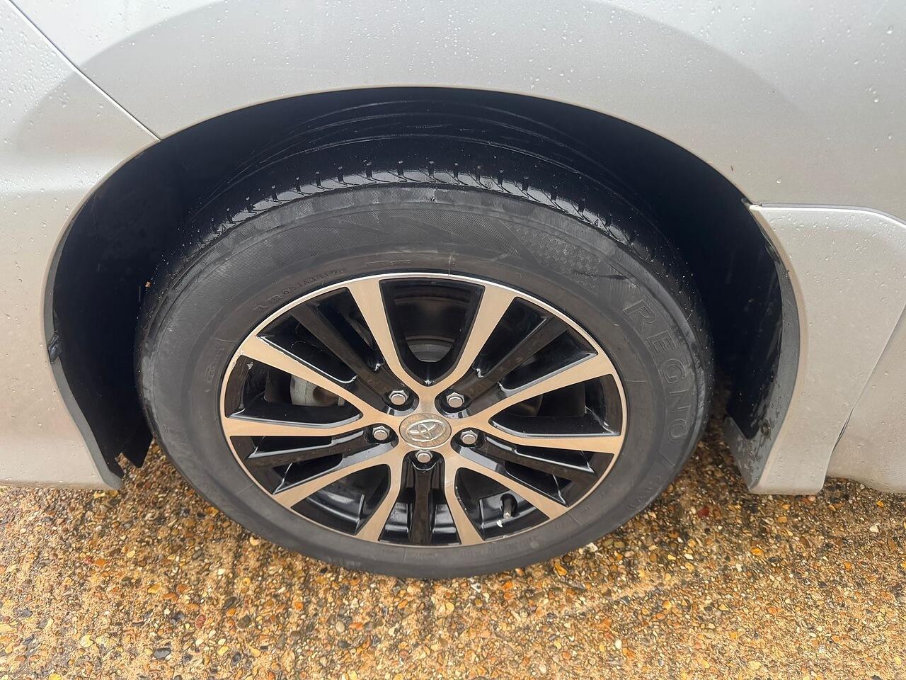 Used Toyota Estima 2024 for sale - 78091021: Photo 43