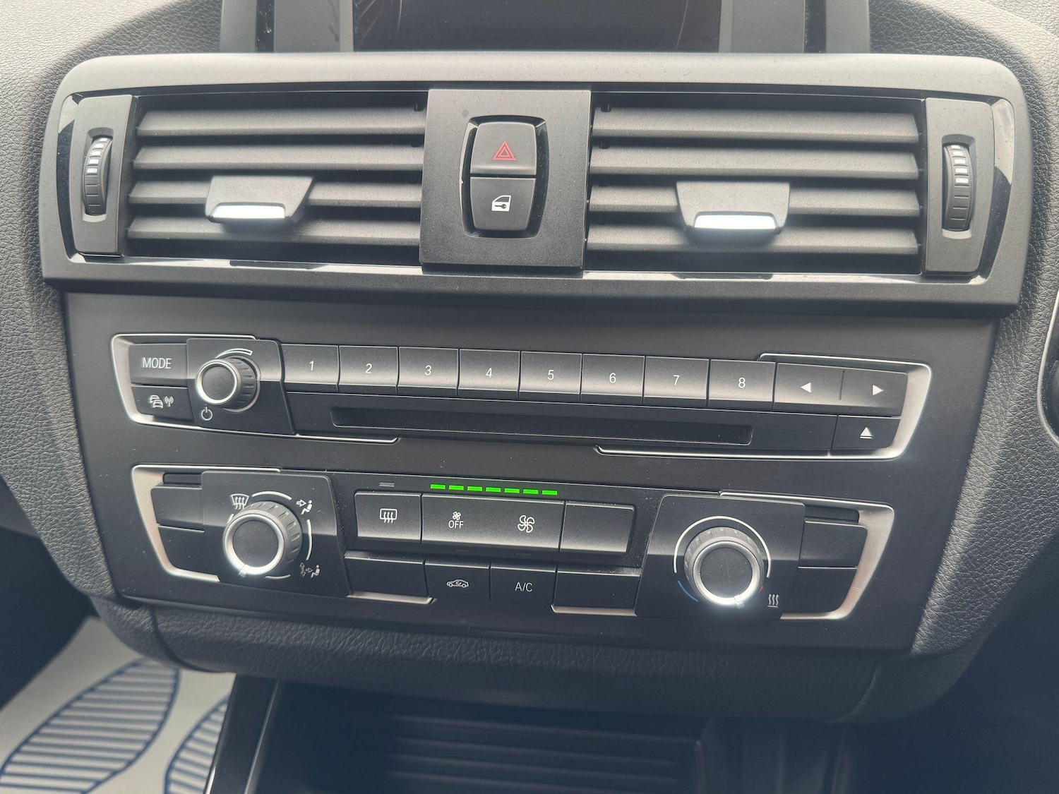 Used BMW 1 Series 2014 for sale - 78203792: Photo 32