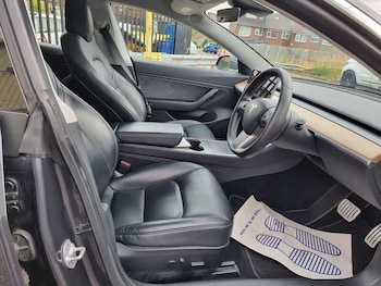 Used Tesla Model 3 2019 for sale - 75167879: Photo