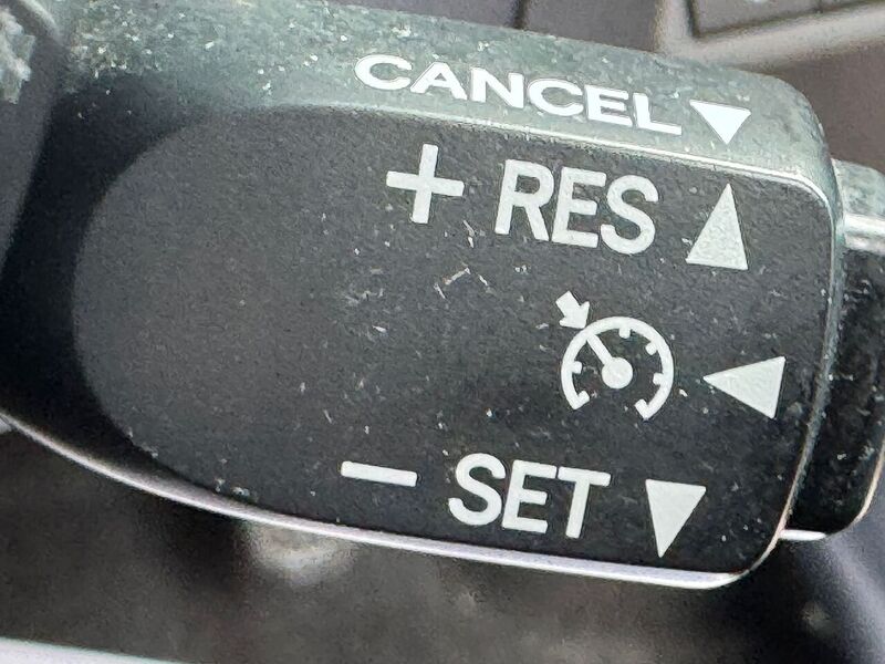 Used Toyota Yaris 2019 for sale - 77335643: Photo 17