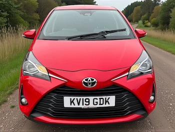 Used Toyota Yaris 2019 for sale - 77335643: Photo