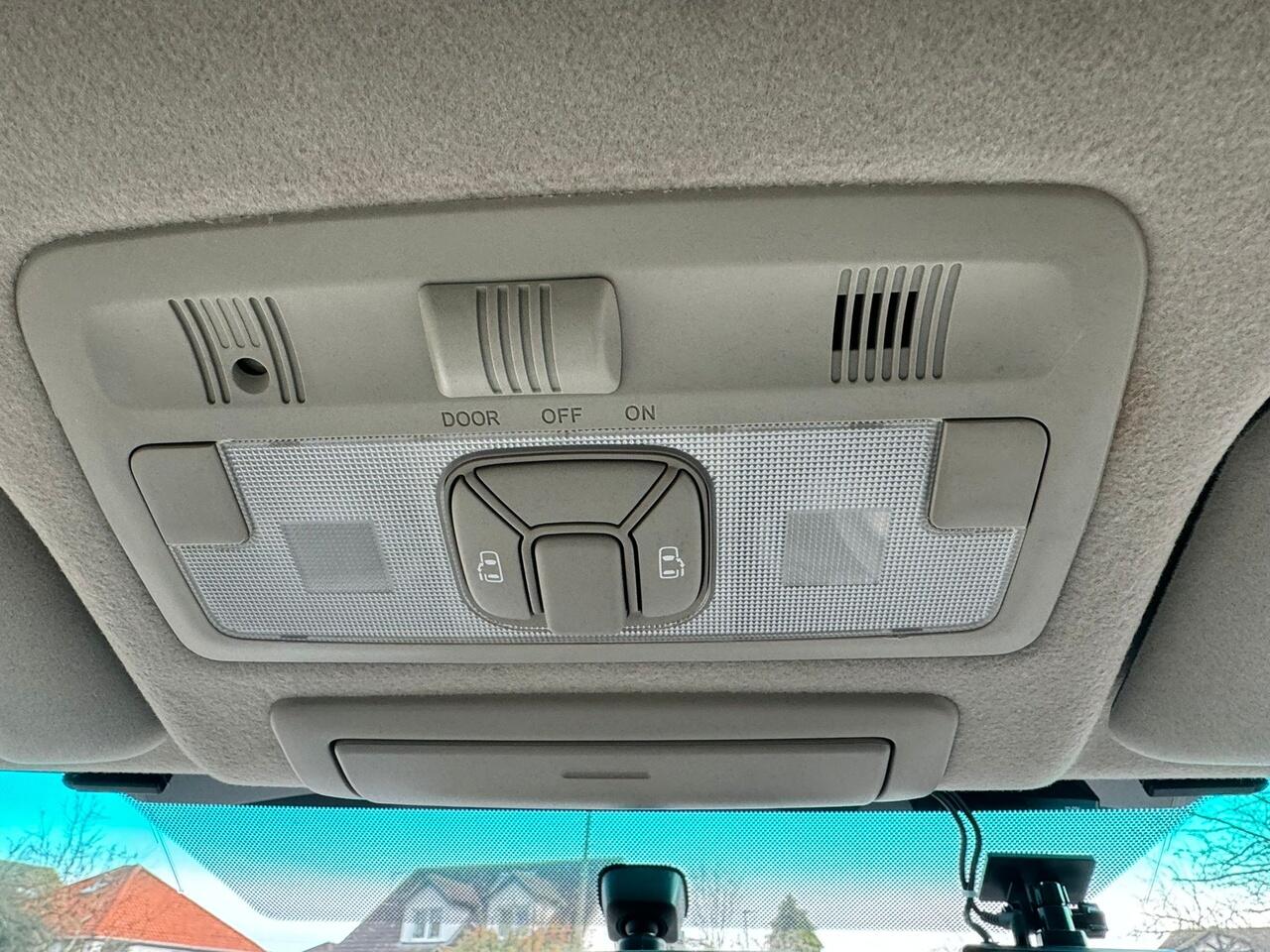 Used Toyota Estima 2023 for sale - 78091041: Photo 24