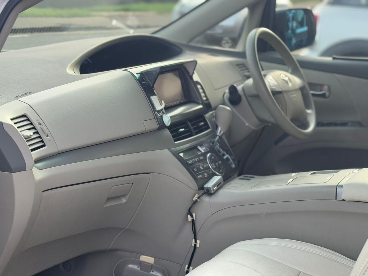 Used Toyota Estima 2023 for sale - 78091041: Photo 25