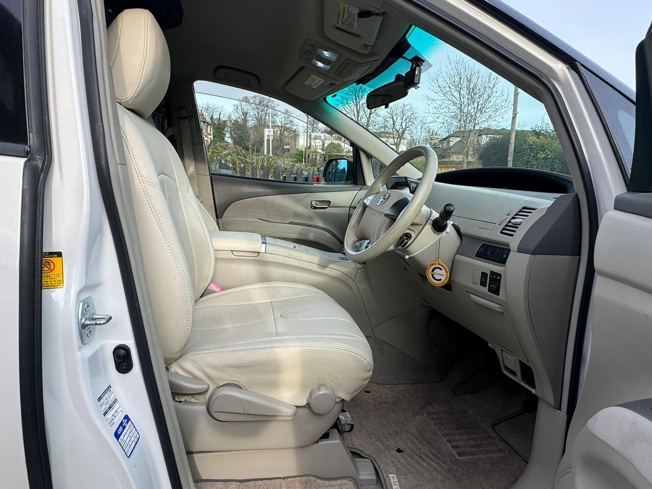 Used Toyota Estima 2023 for sale - 78091041: Photo 4