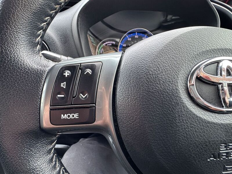 Used Toyota Yaris 2016 for sale - 77577908: Photo 11