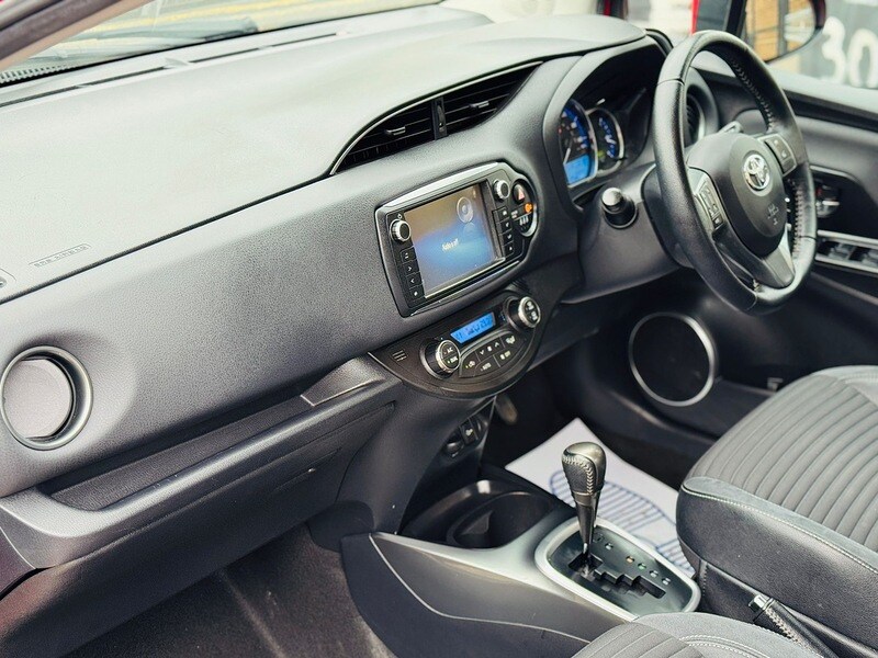 Used Toyota Yaris 2016 for sale - 77577908: Photo 18