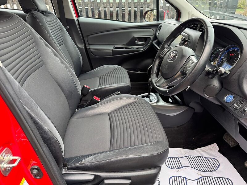 Used Toyota Yaris 2016 for sale - 77577908: Photo 4