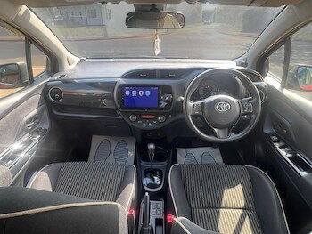 Used Toyota Yaris 2017 for sale - 78334504: Photo