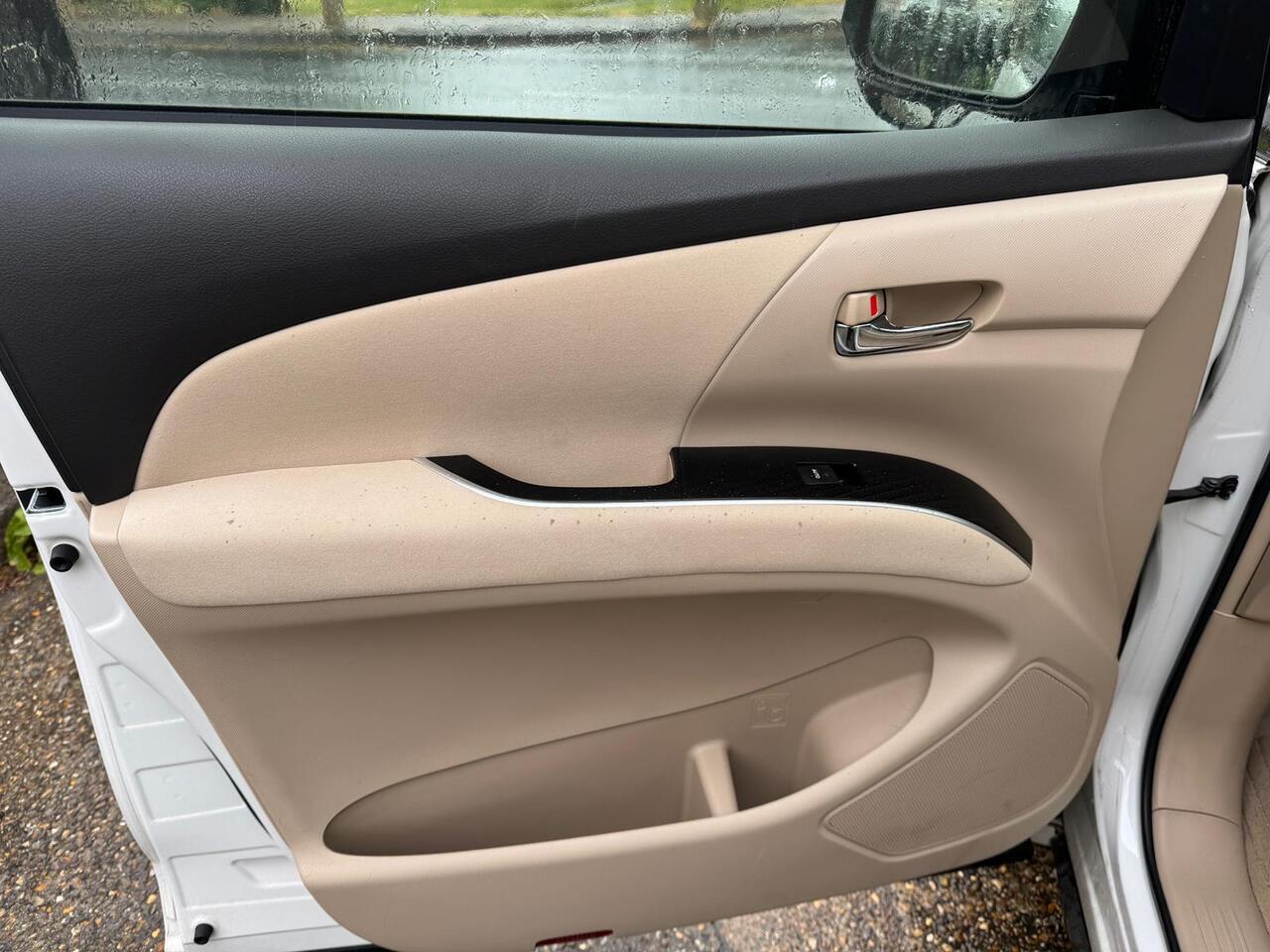 Used Toyota Estima 2024 for sale - 78091024: Photo 35