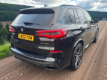 Used BMW X5 2022 for sale - 76940399: Photo